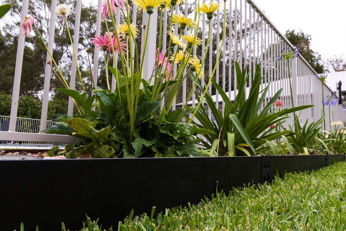 CoreEdge | Powder-coated Galvanised Steel Edging